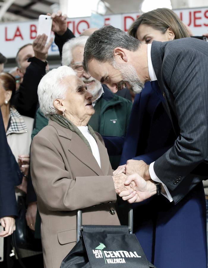 Fotos de la visita de los Reyes al Mercado Central de Valencia