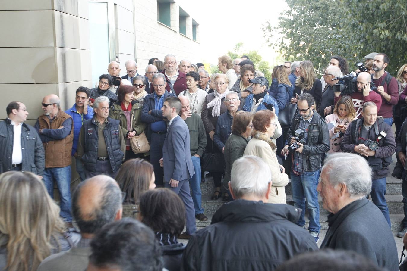 Fotos del funeral de Rita Barberá en el Tanatorio de Valencia