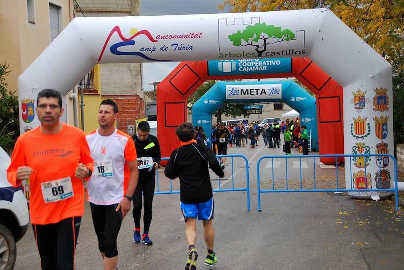 Fotos de la carrera popular 10K Dulces de Casinos