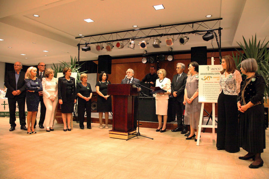 Fotos de la gala del 50 aniversario de Aecc de Dénia