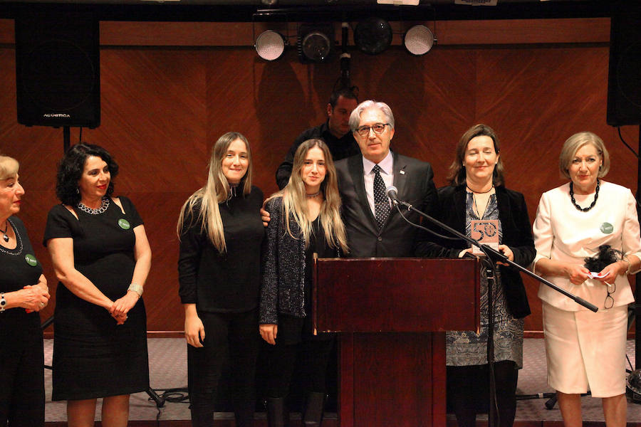 Fotos de la gala del 50 aniversario de Aecc de Dénia