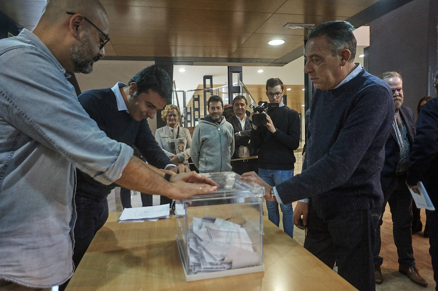 Pepe Vegara nuevo presidente de los Moros y Cristianos de Orihuela