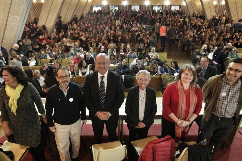 La concertada aúna fuerzas contra los recortes