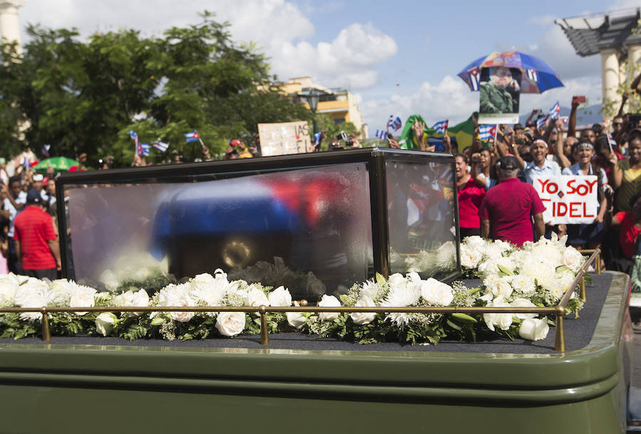 Fidel Castro vuelve a la cuna de la revolución para su último adiós