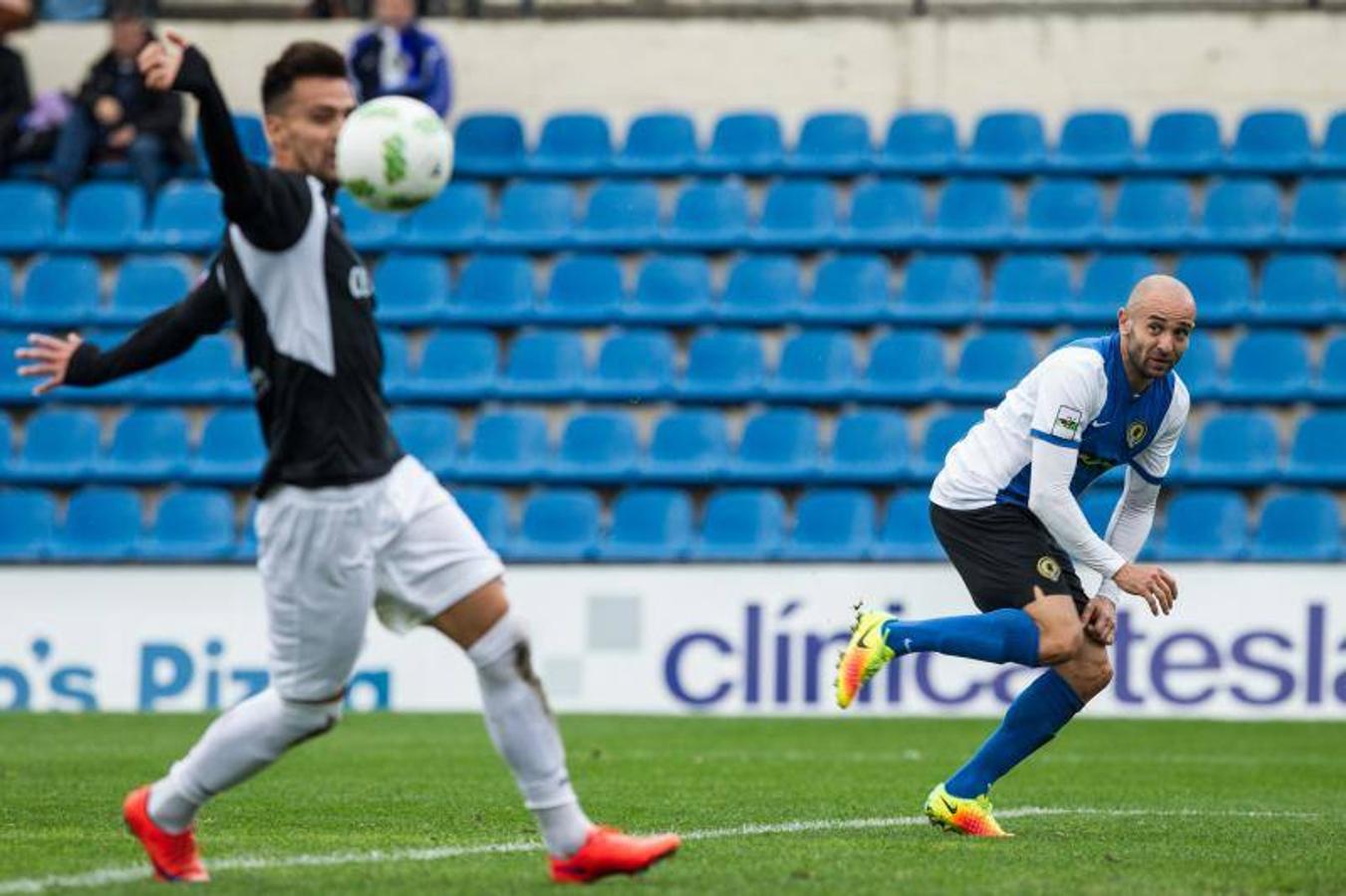 Las mejores imágenes del Hércules - At. Baleares (2-0)