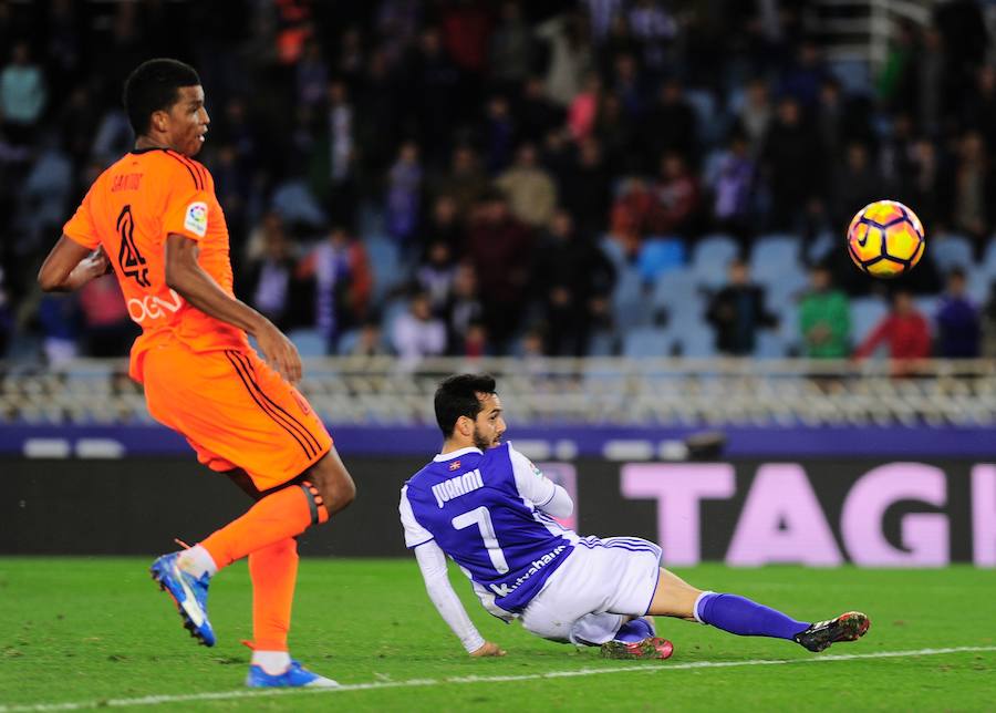 Las imágenes del partido entre la Real Sociedad y el Valencia