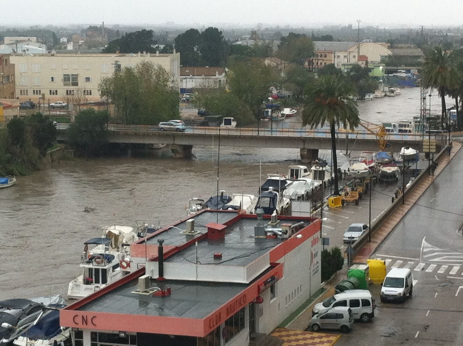 Desembocadura del río Júcar en Cullera.