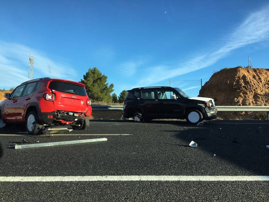 El accidente de un camión corta la A-3 en Villargordo del Cabriel