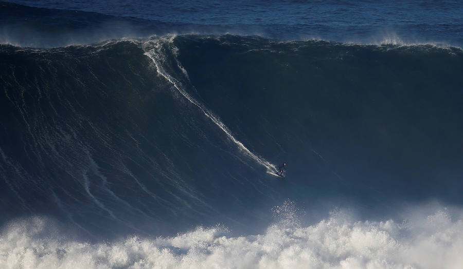 Fotos de Nazare, el mejor lugar del mundo para surfear