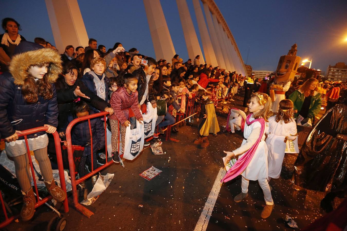 Fotos de la Cabalgata de Reyes de Valencia 2007