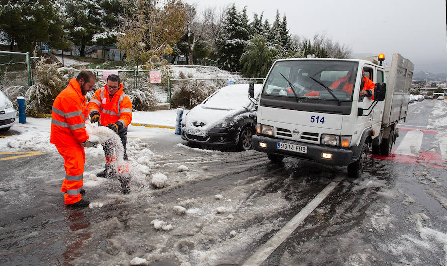 Intensas nevadas en los pueblos del interior