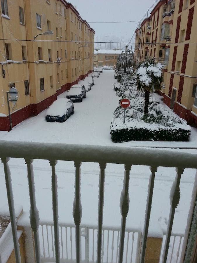 Carreteras con nieve en la Comunitat por el temporal de frío