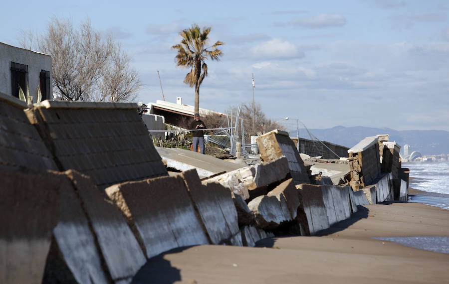 Fotos del temporal en las playas de El Saler, zona Casbah