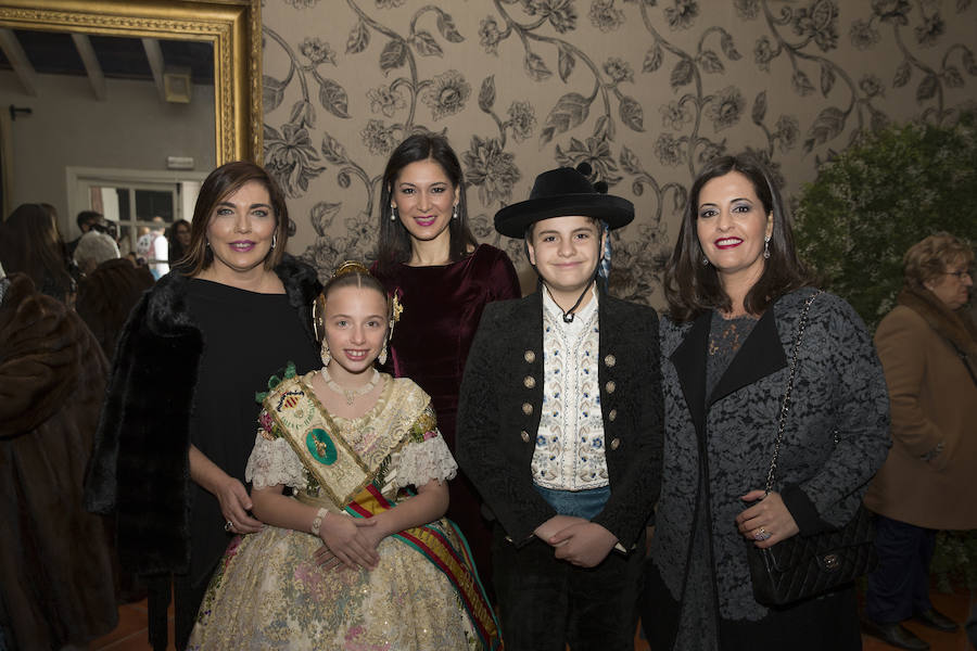 Fotos de la presentación de Mabel Pérez-Manglano, fallera mayor infantil de la Falla Convento Jerusalén