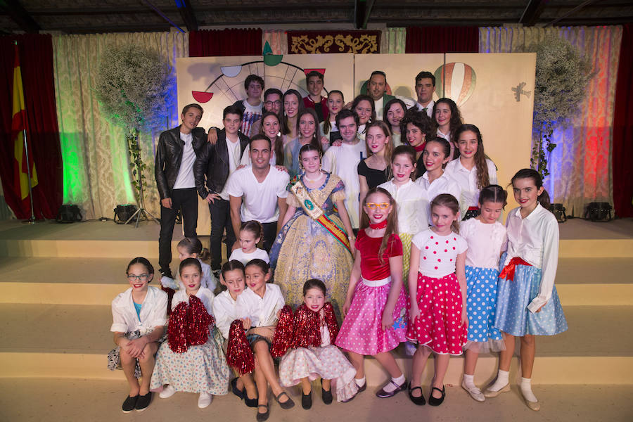 Fotos de la presentación de Mabel Pérez-Manglano, fallera mayor infantil de la Falla Convento Jerusalén