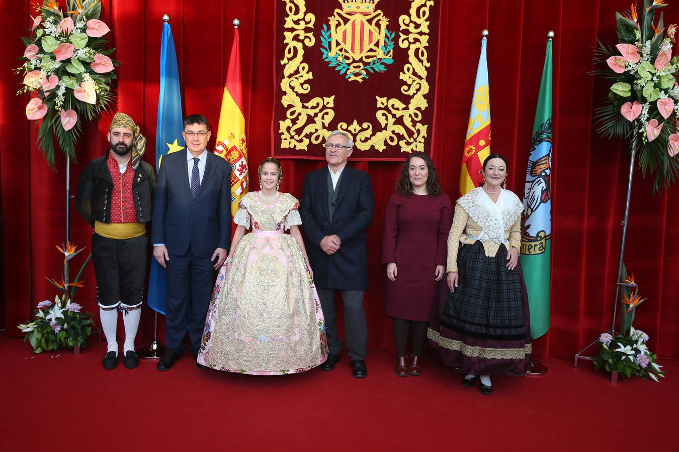 Fotos de la exaltación de la fallera mayor infantil de Valencia 2017