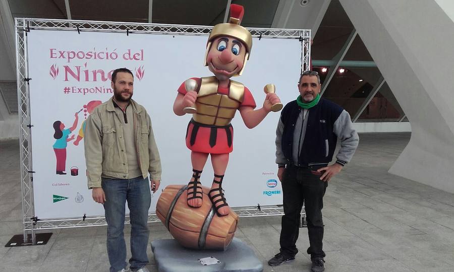 Ninot de Rubens Marzá para la Falla Carrer Alacant