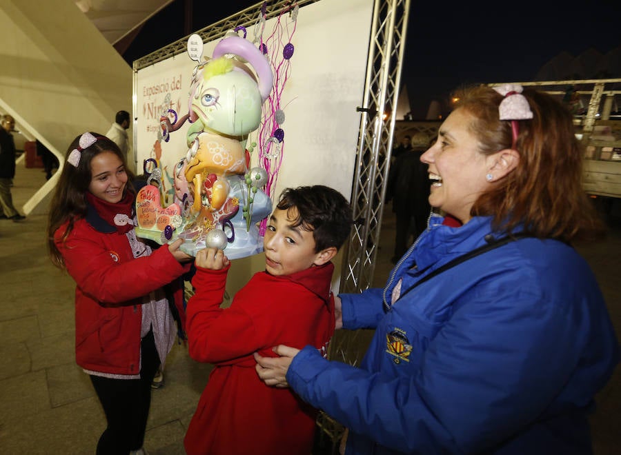 Fotos de la exposición del Ninot Indultat en Valencia