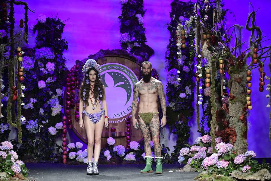 Desfile de Francis Montesinos y Juan Vidal en la Mercedes-Benz Fashion Week Madrid