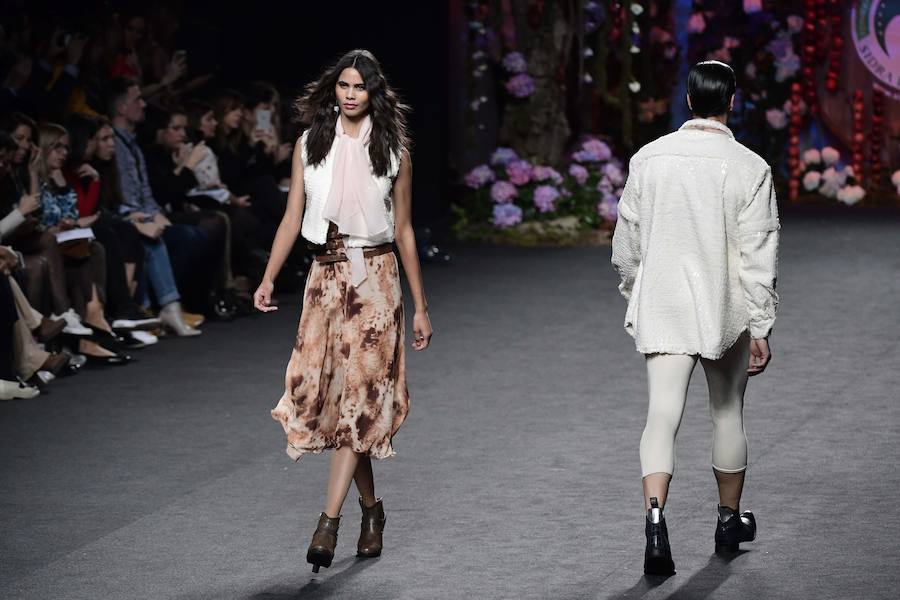 Desfile de Francis Montesinos y Juan Vidal en la Mercedes-Benz Fashion Week Madrid