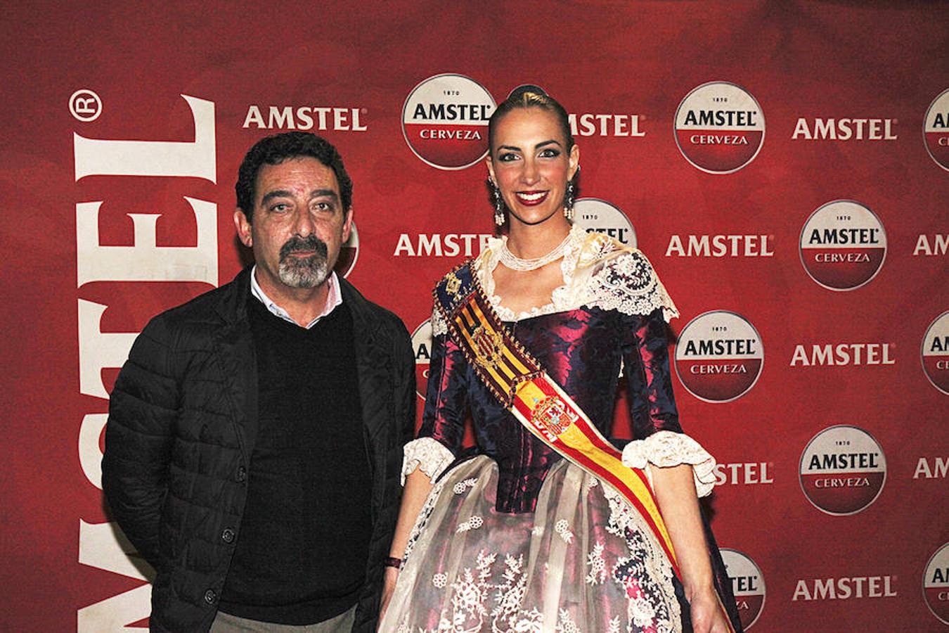 Fotos de la mascletà vertical &#039;Amstel Nit de l&#039;Espolín&#039;