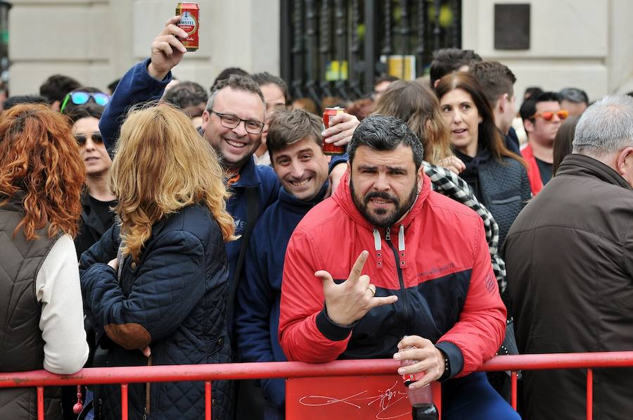 Fotos de Fallas del 28 de febrero, diseñada por un aficionado