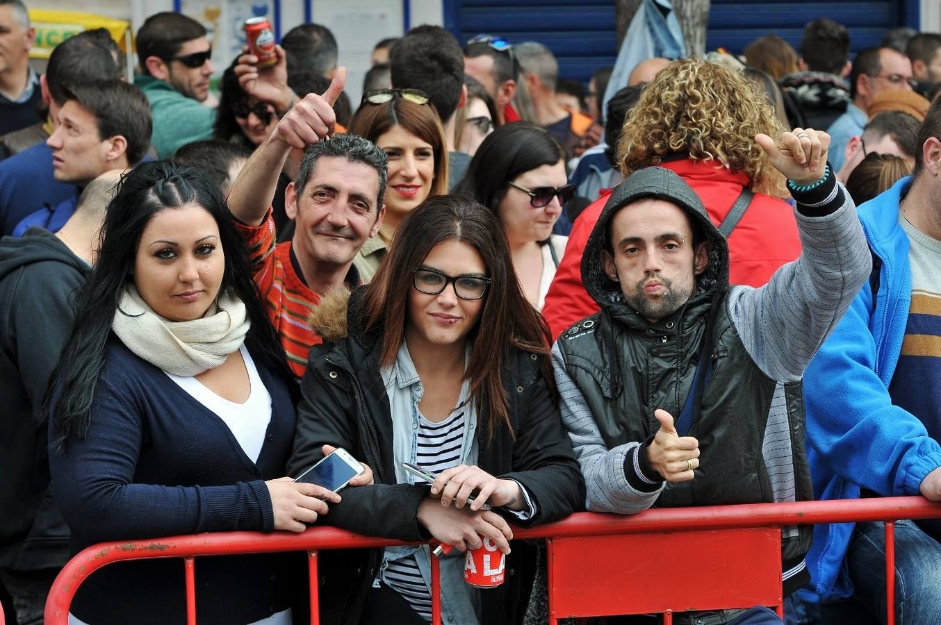 Búscate en las fotos de la tercera mascletà de las Fallas 2017, del 3 de marzo