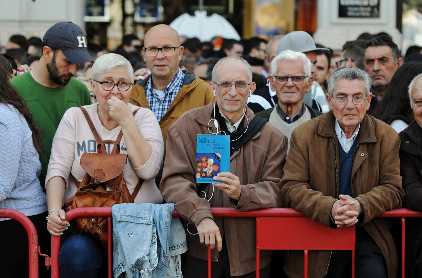 Fallas 2017 | Búscate en la mascletà del 6 de marzo