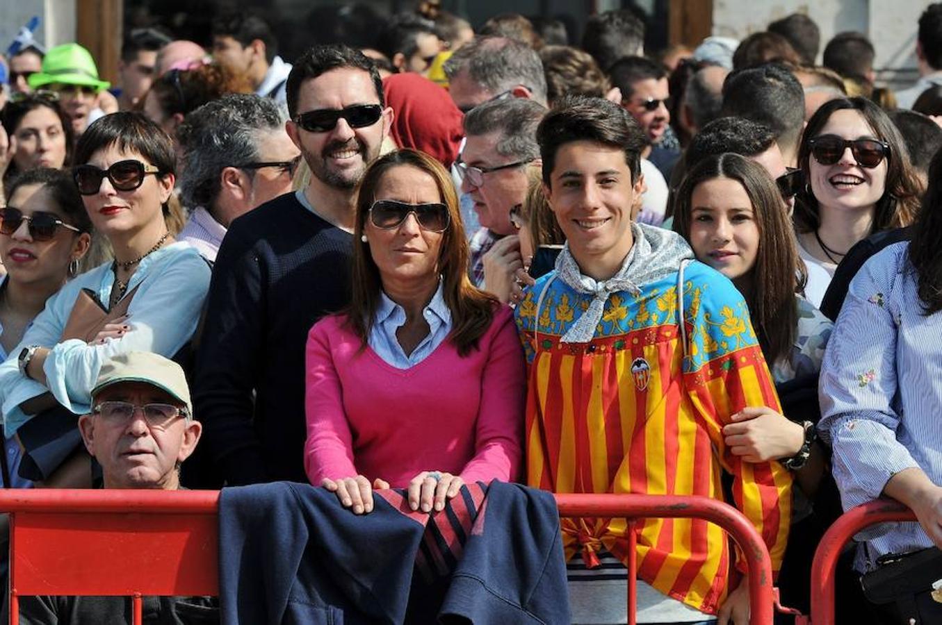 Fotos de la mascletà del domingo 12 de marzo de Pirotecnia Valenciana