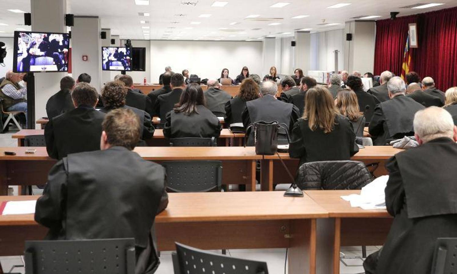 Fotos del juicio del caso Emarsa. Primer día (13-03-2017)