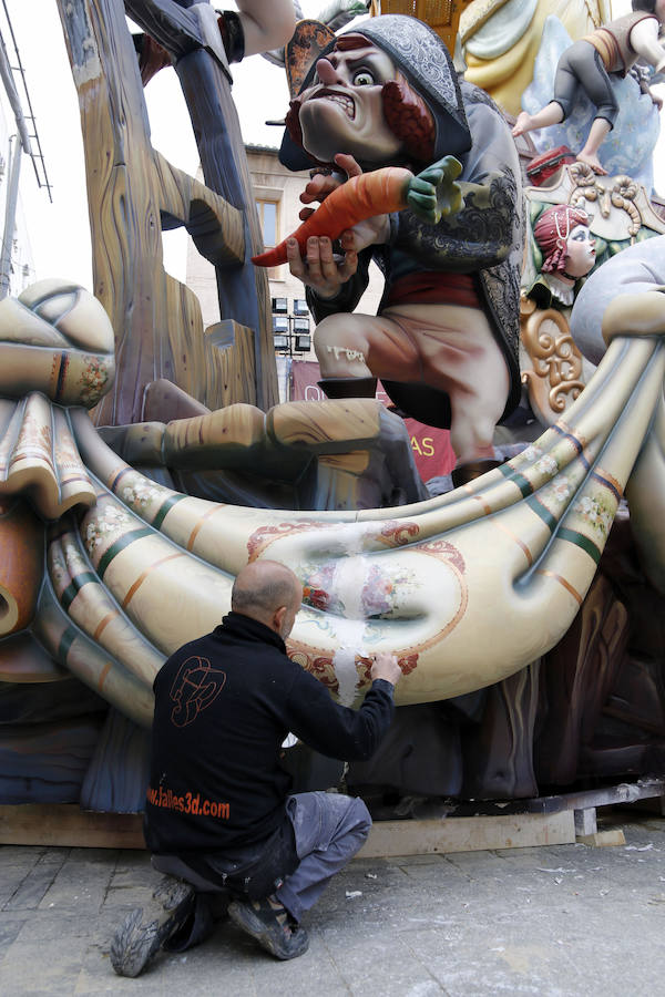 Fotos de los daños de la lluvia y el temporal en las Fallas de Valencia 2017