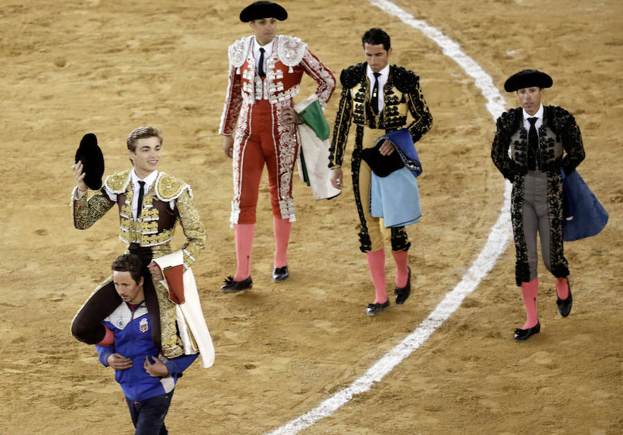 Fotos de la segunda novillada de la Feria de Fallas 2017