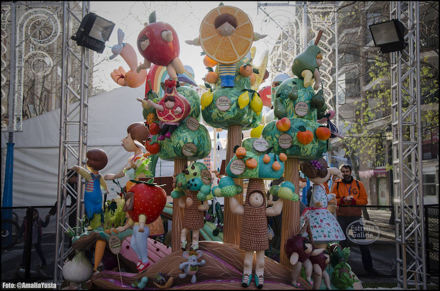 Falla Exposición-Micer Mascó. 