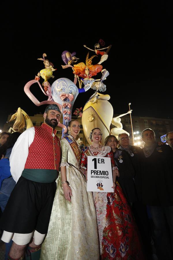 Fotos de la celebración en L&#039;Antiga de Campanar, mejor falla de Especial de 2017