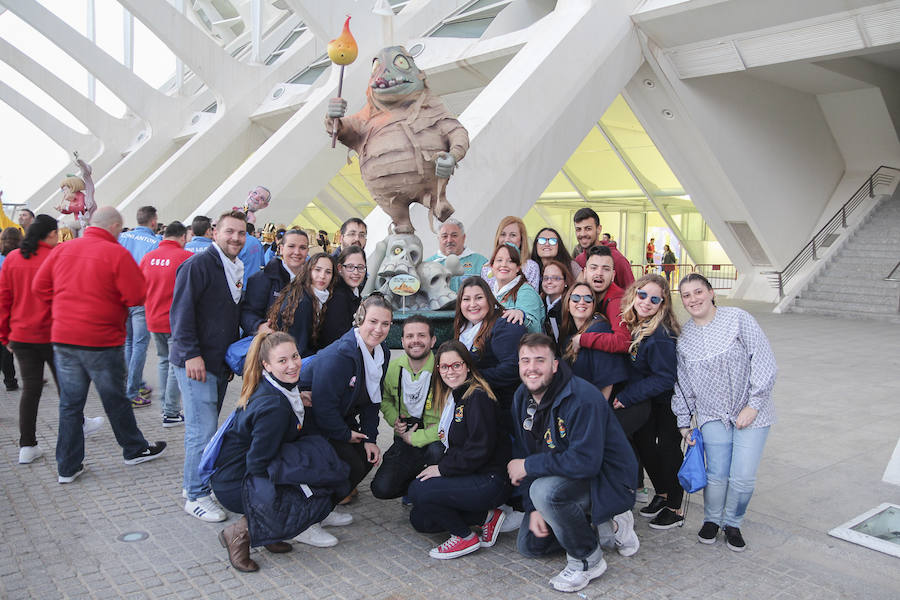 Fotos de la recogida de ninots de la Exposición del Ninot 2017 (II)