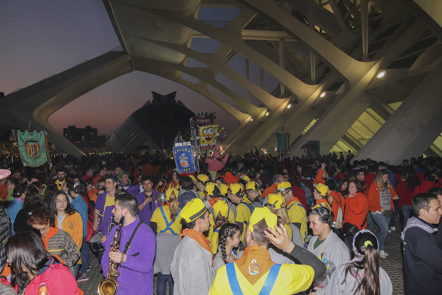 Fotos de la recogida de ninots de la Exposición del Ninot 2017 (II)