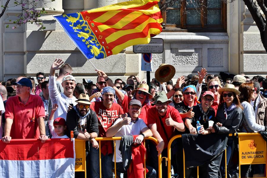 Fotos de la mascletà de hoy 18 de marzo