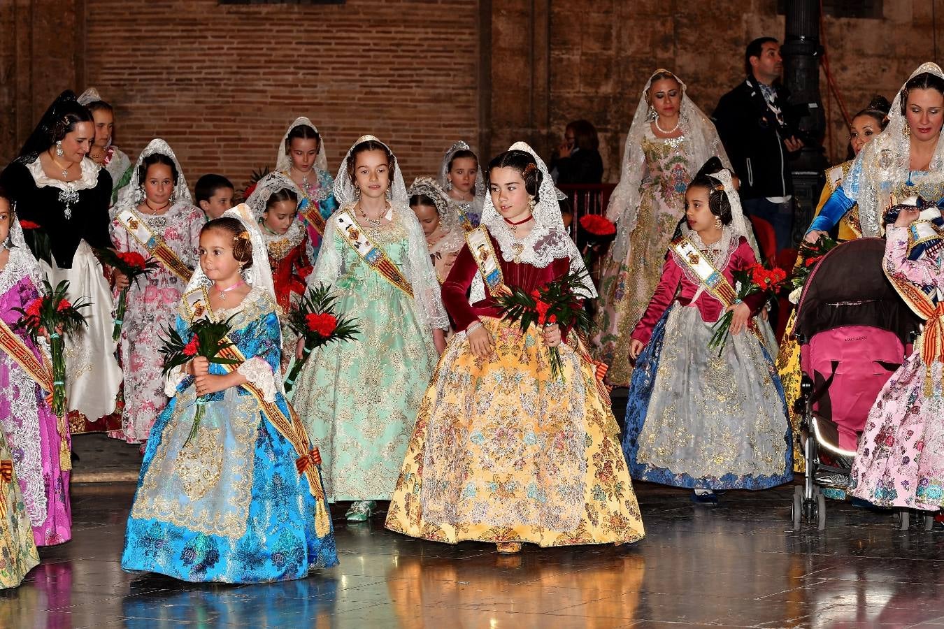 Fotos de la Ofrenda de las Fallas 2017 del viernes (3)