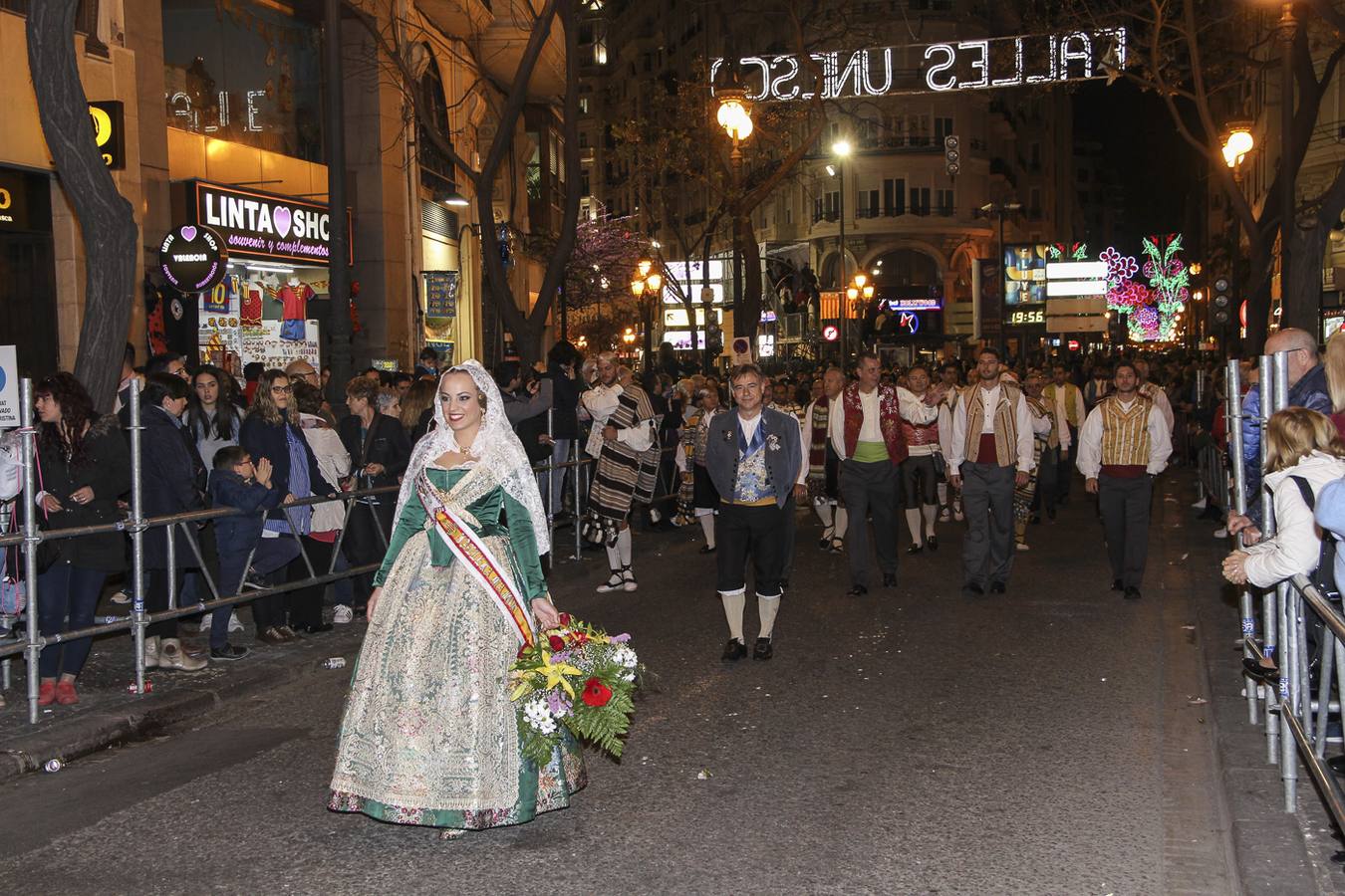 Fotos de la Ofrenda de las Fallas 2017 del viernes (3)