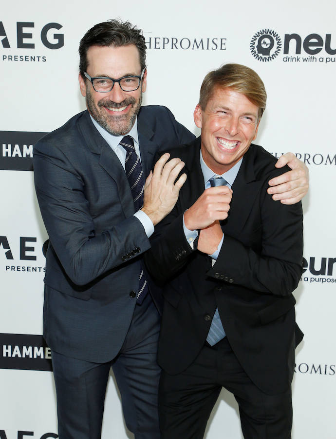 Jon Hamm y Jack McBrayer.