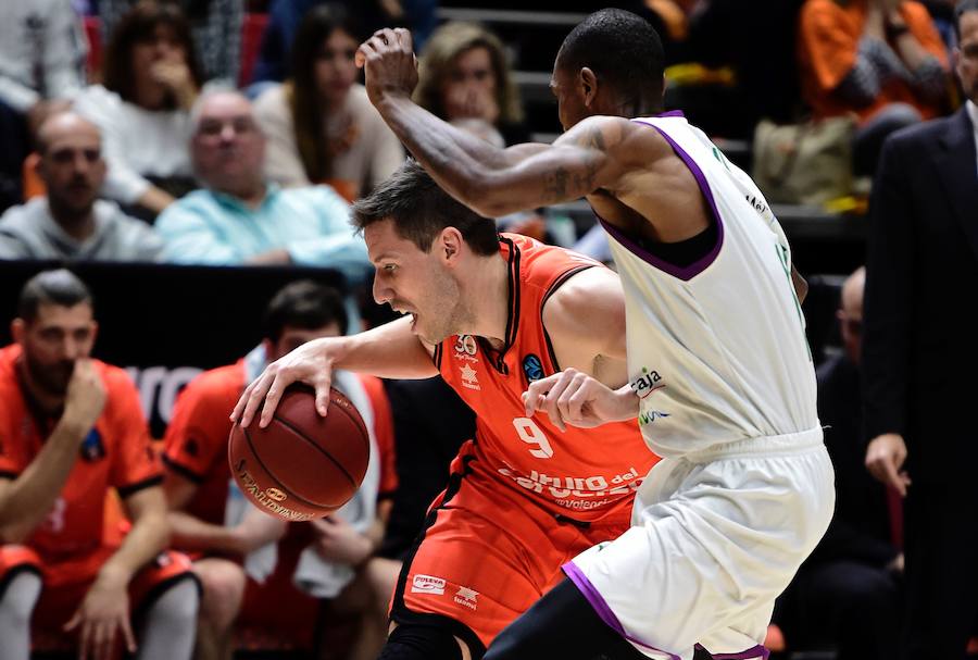 Fotos de la final de la Eurocup entre el Valencia Basket y el Unicaja