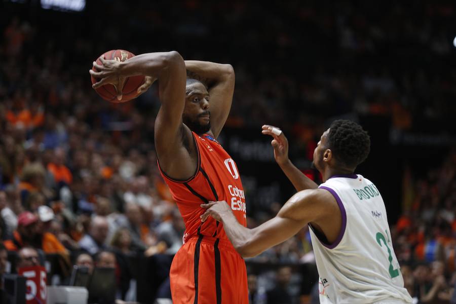 Fotos de la final de la Eurocup entre el Valencia Basket y el Unicaja