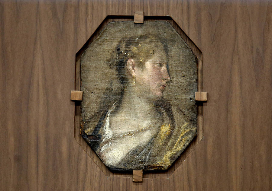 Fotos de la presentación de una pintura de Velázquez en el museo San Pío V