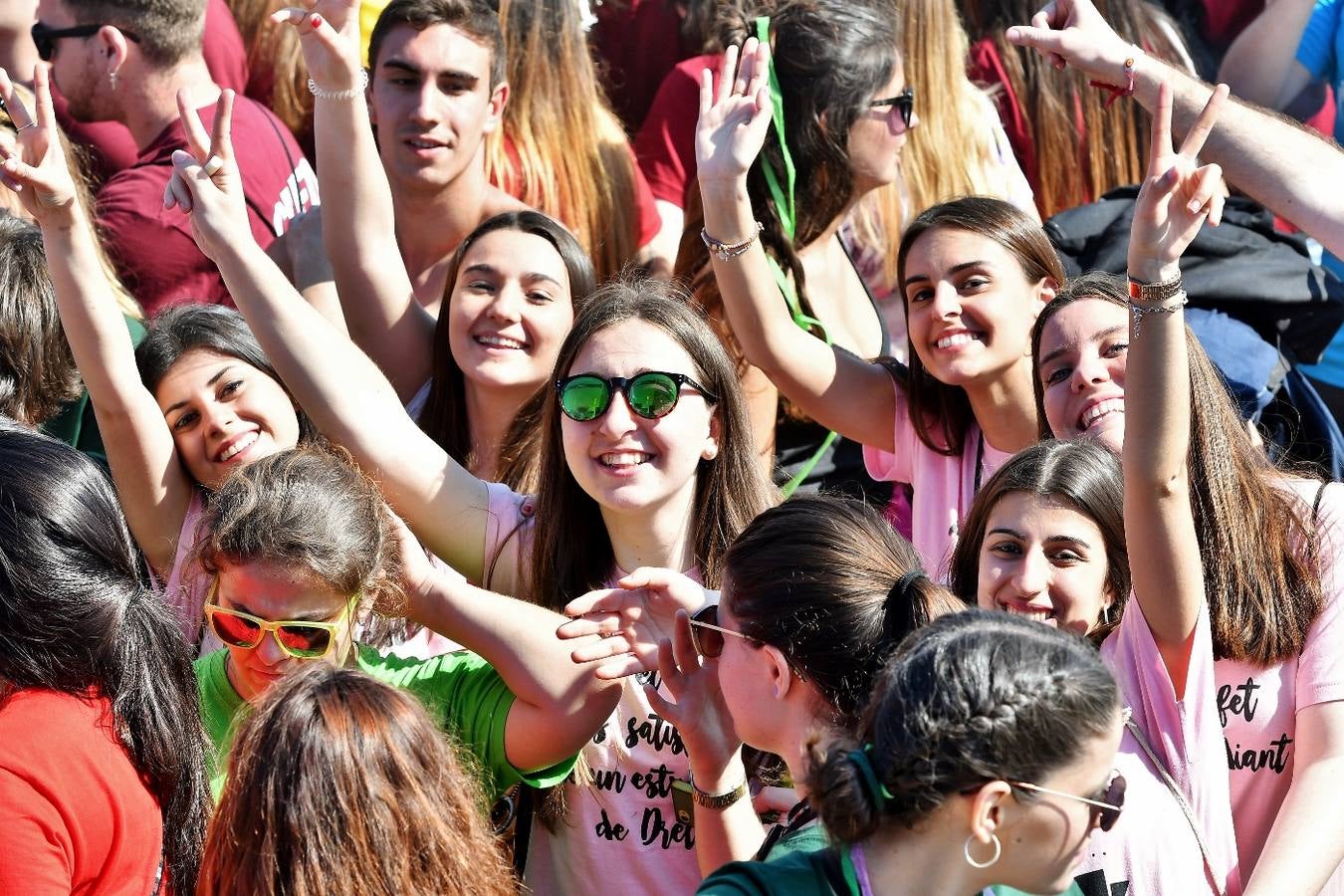 Fotos de las paellas universitarias en Valencia