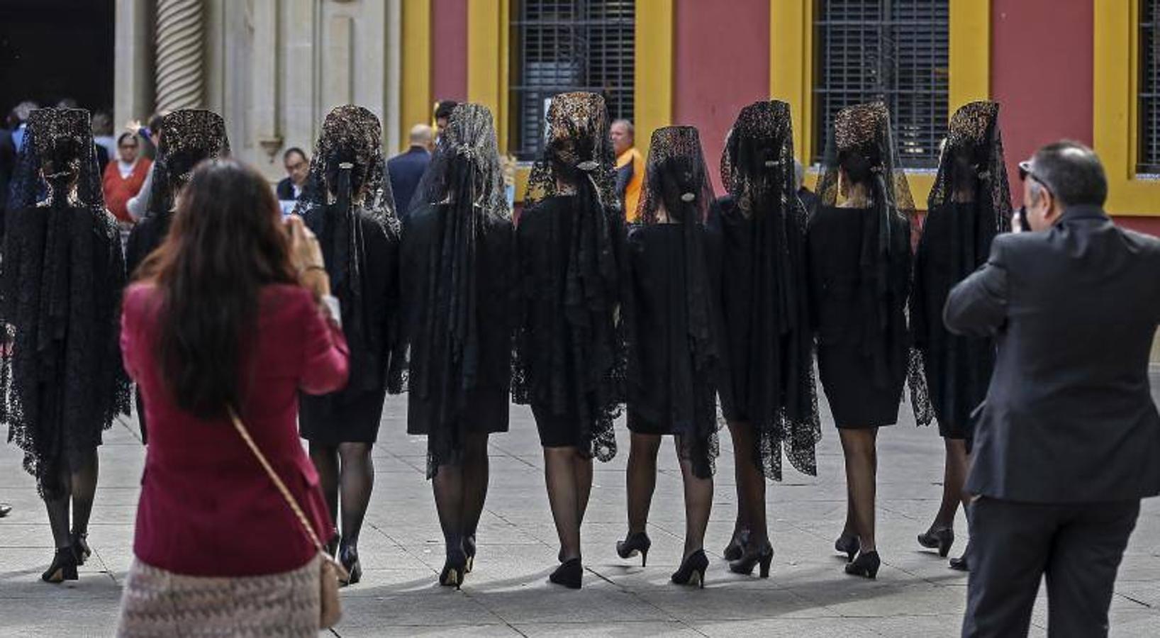 Fotos de la Madrugá de Sevilla en la Semana Santa de 2017