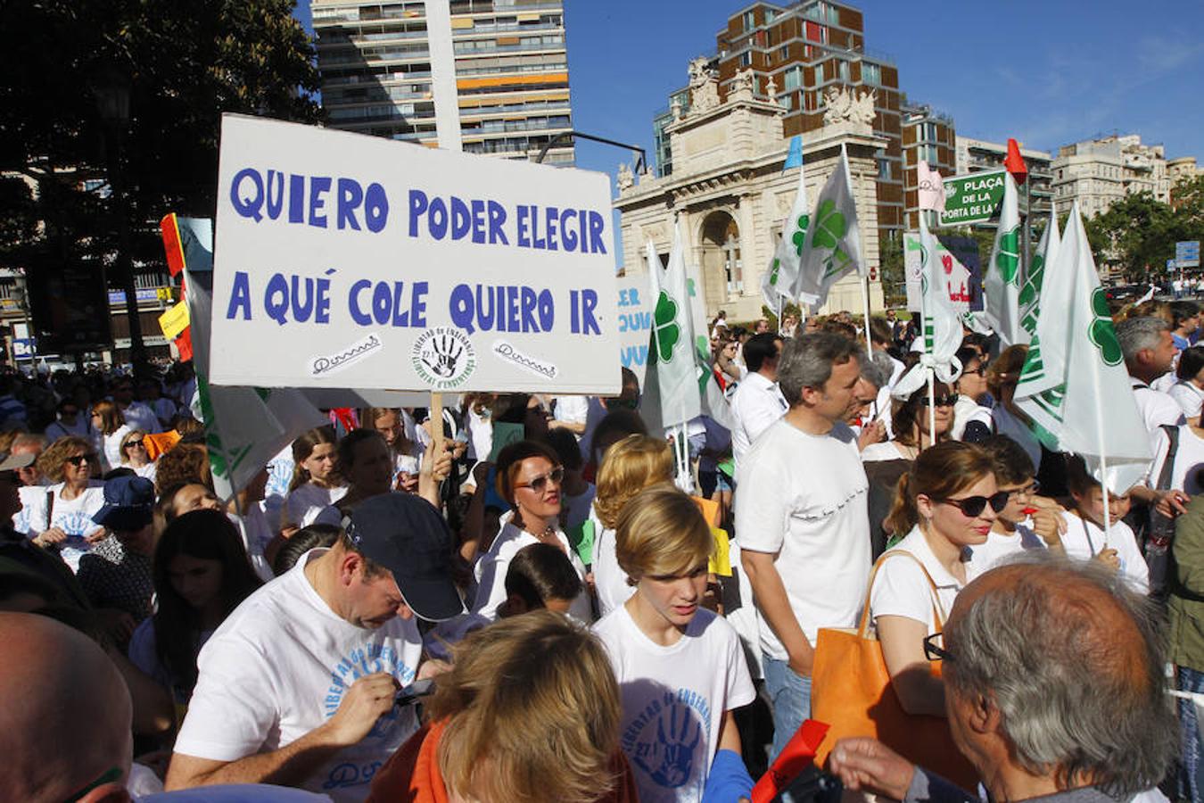 Fotos manifestación libertad educativa (II)