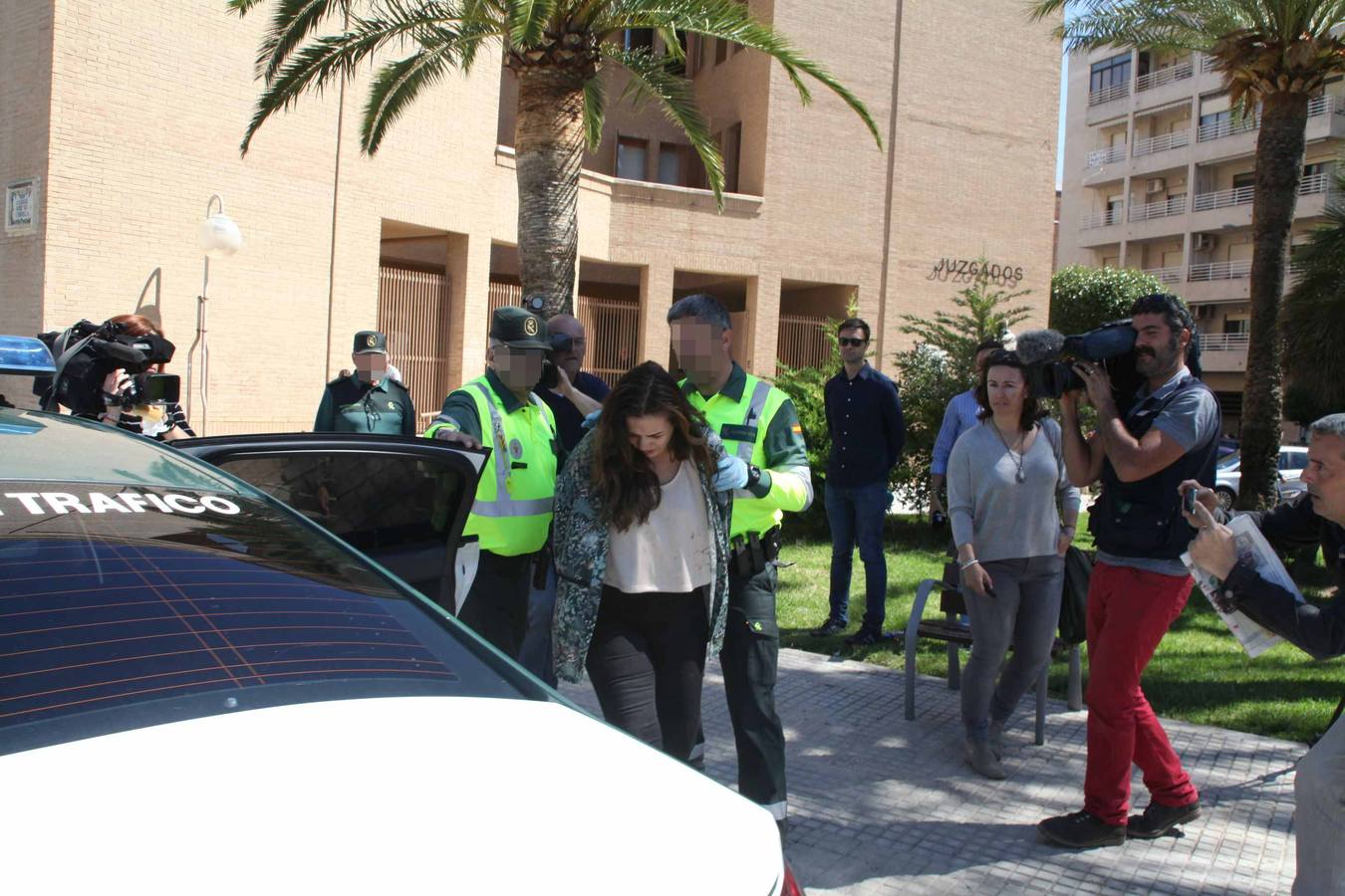 Dos ciclistas muertos y tres graves al ser arrollados por una conductora ebria