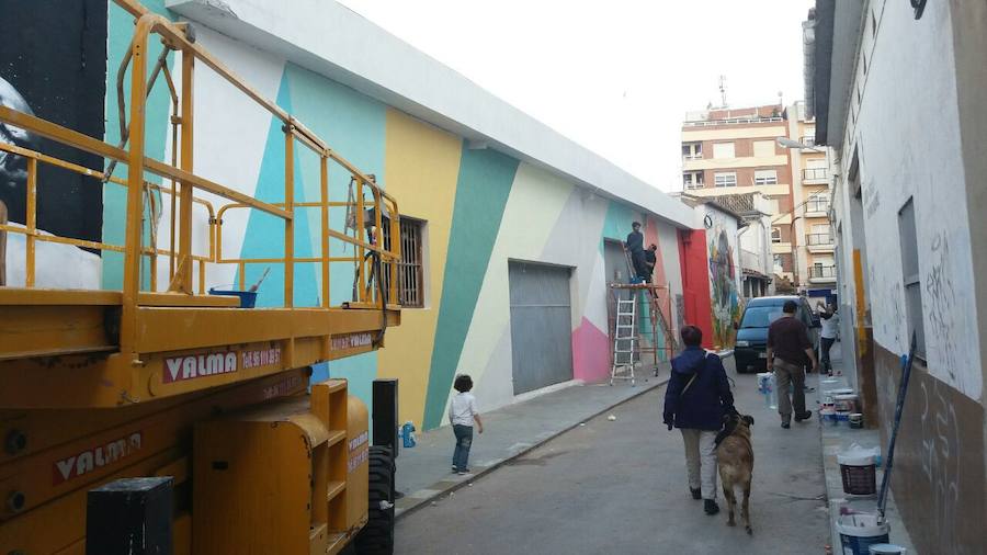 Fotos del mural pintado en Massanassa