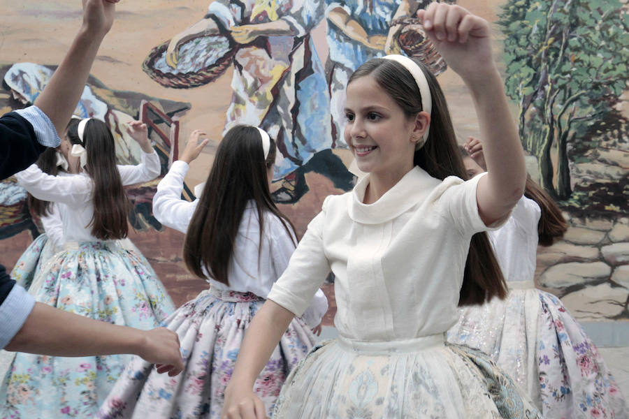 Fotos del ensayo de la dansà a la Virgen