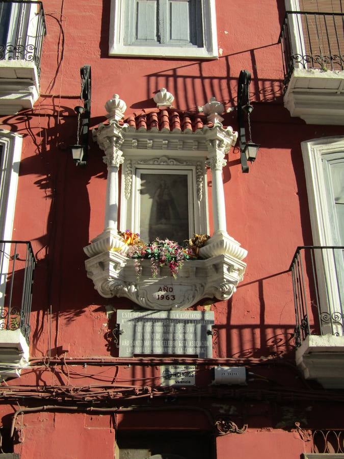 Virgen de los Desamparados en la calle Quart